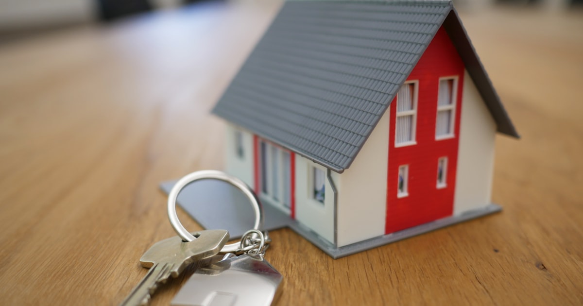 Meta Ads Campaign That Generated 1,200+ Qualified Buyer Leads for a UK Real Estate Agency